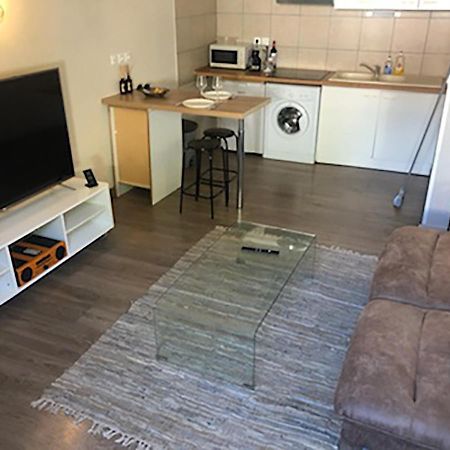 Apartamento Studio Duplex Avec Jardin Terrasse La Genette Le Mail La Rochelle  Exterior foto